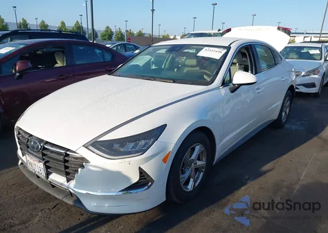 2021 Hyundai Sonata Se z USA, uszkodzony, nr VIN 5NPEG4JA2MH102702